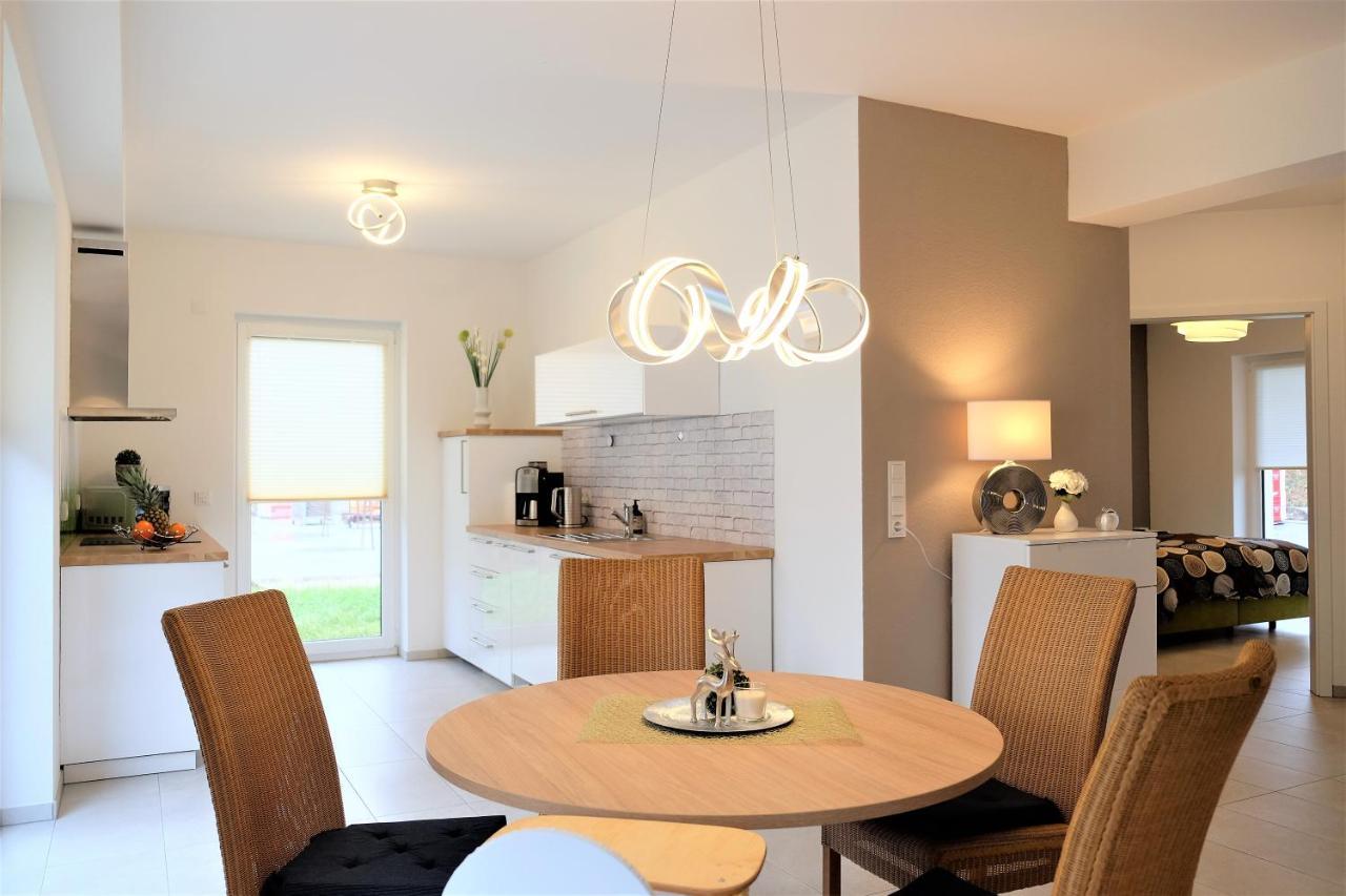 Family + Friends Apartment Ferienwohnung Ransbach-Baumbach Esterno foto