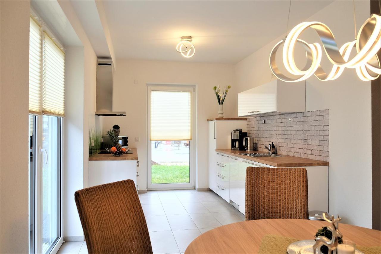 Family + Friends Apartment Ferienwohnung Ransbach-Baumbach Esterno foto